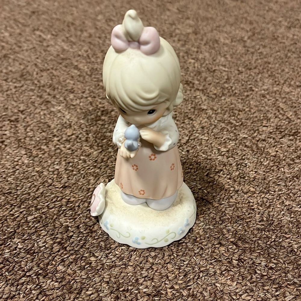 Growing in grace, age 9, precious moments collection figurine